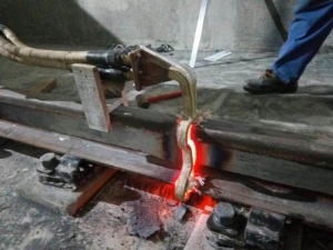 钢轨焊缝正火用高频加热设备快捷省心